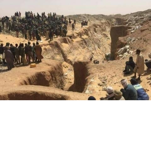 تزامنا مع حادث تنومر.. انهيار مقلع للتنقيب الأهلي في أكليب أندور